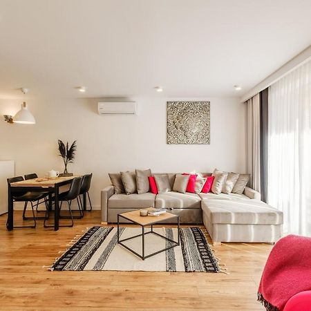 Rezydencja Ornak 5 - Stylowe Apartamenty Z Balkonami I Jacuzzi, 5 Min Pieszo Do Krupowek, Izby Podhalanskie Закопане Экстерьер фото