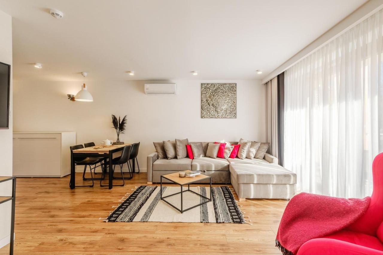 Rezydencja Ornak 5 - Stylowe Apartamenty Z Balkonami I Jacuzzi, 5 Min Pieszo Do Krupowek, Izby Podhalanskie Закопане Экстерьер фото