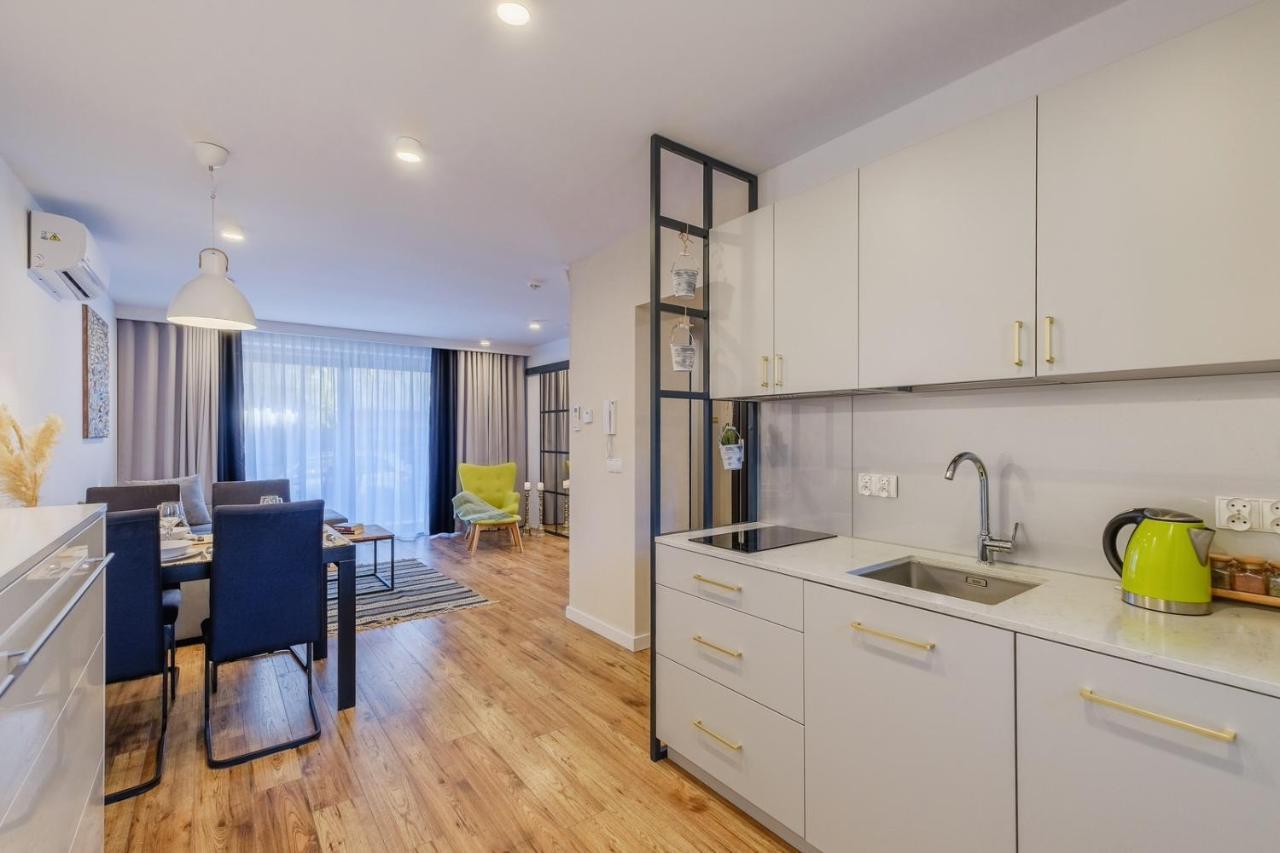 Rezydencja Ornak 5 - Stylowe Apartamenty Z Balkonami I Jacuzzi, 5 Min Pieszo Do Krupowek, Izby Podhalanskie Закопане Экстерьер фото