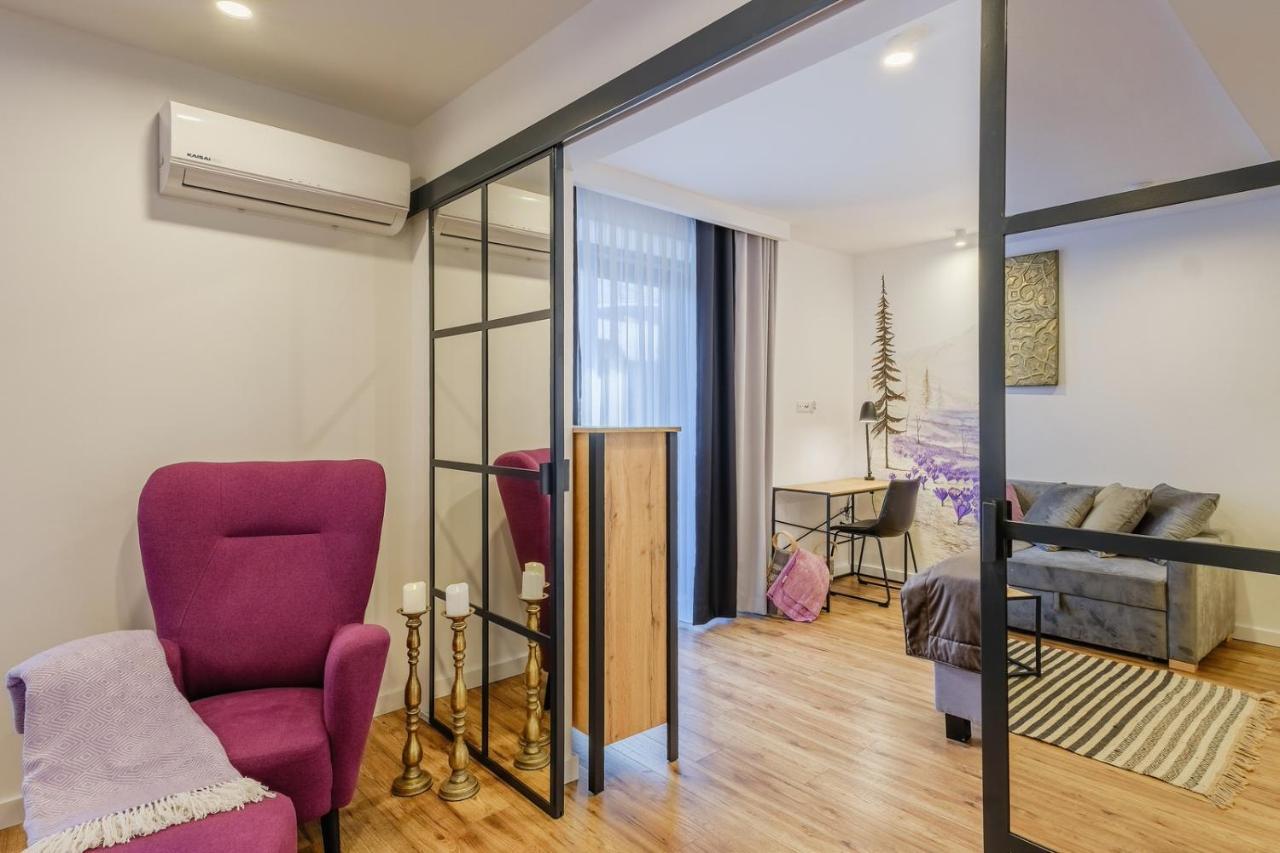 Rezydencja Ornak 5 - Stylowe Apartamenty Z Balkonami I Jacuzzi, 5 Min Pieszo Do Krupowek, Izby Podhalanskie Закопане Экстерьер фото