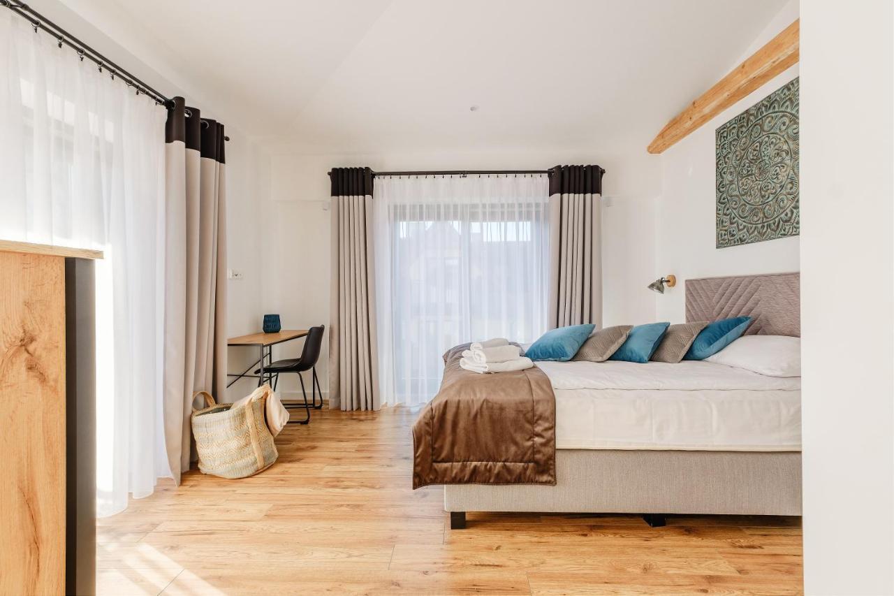 Rezydencja Ornak 5 - Stylowe Apartamenty Z Balkonami I Jacuzzi, 5 Min Pieszo Do Krupowek, Izby Podhalanskie Закопане Экстерьер фото