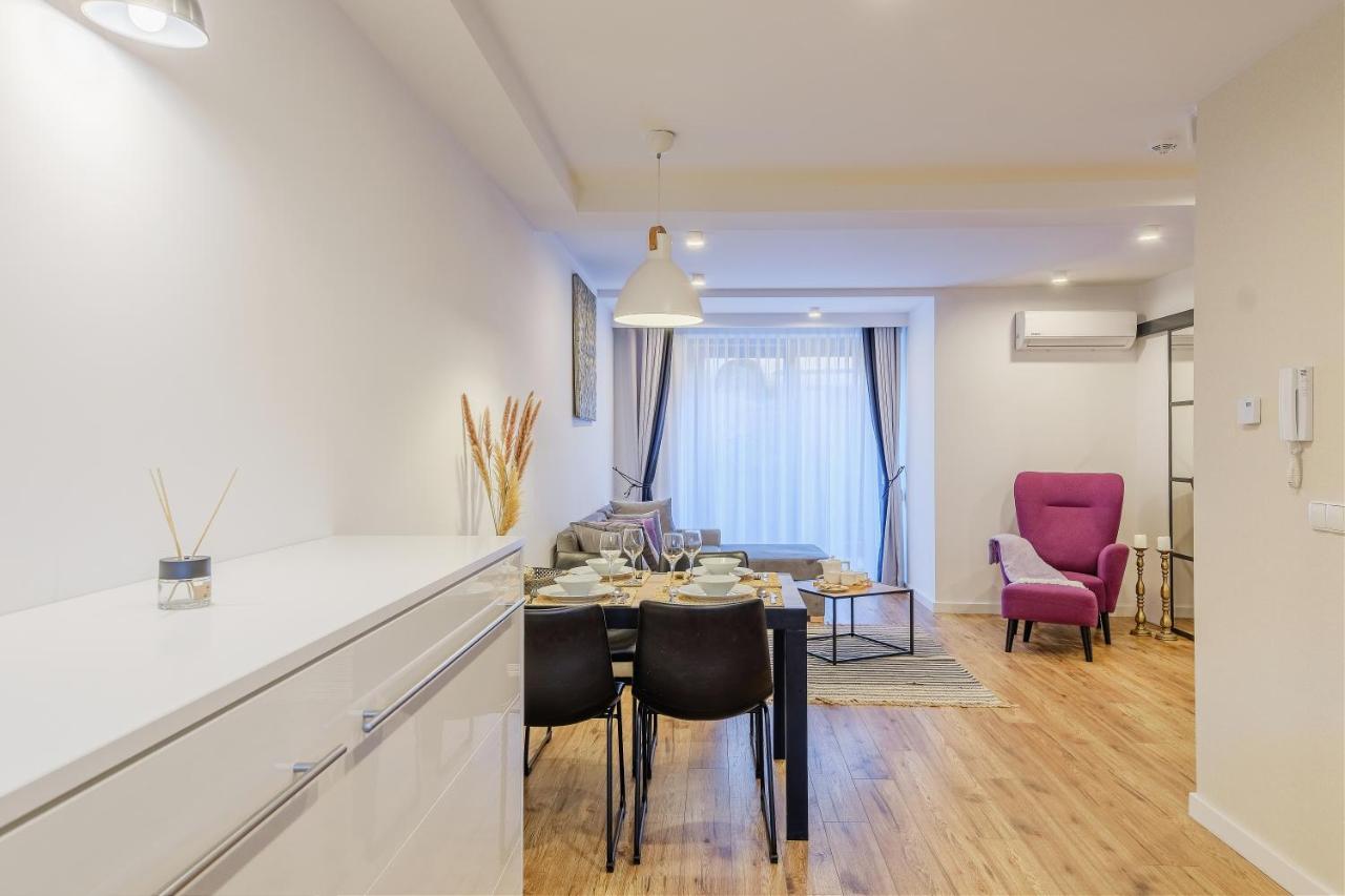 Rezydencja Ornak 5 - Stylowe Apartamenty Z Balkonami I Jacuzzi, 5 Min Pieszo Do Krupowek, Izby Podhalanskie Закопане Экстерьер фото